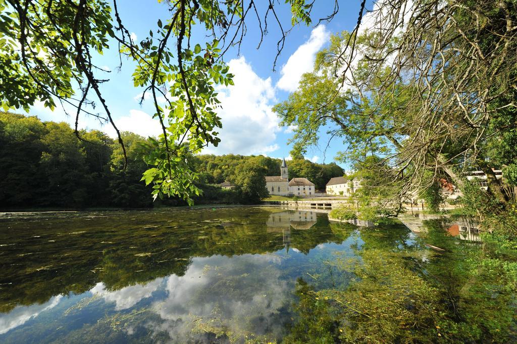 蔚蓝水域住宿加早餐旅馆 Ecot-la Combe 外观 照片